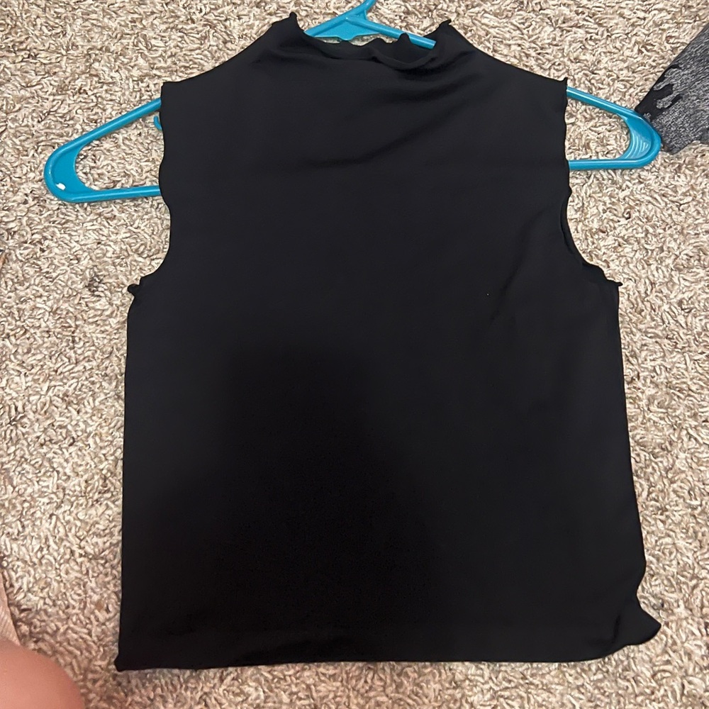 turtle neck crop top